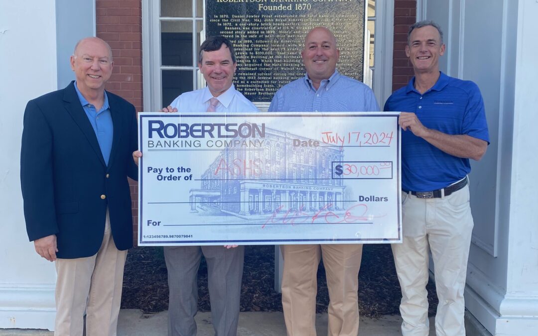 Robertson Banking Company contributes $30,000 to Alabama School of Healthcare Sciences